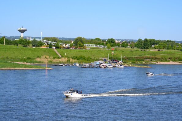 Am Rhein in Wiesdorf