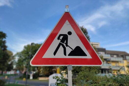 Symbolbild Vorsicht Baustelle
