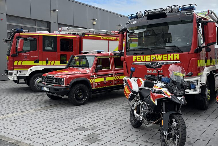 Symbolbild Feuerwehr Löschfahrzeuge