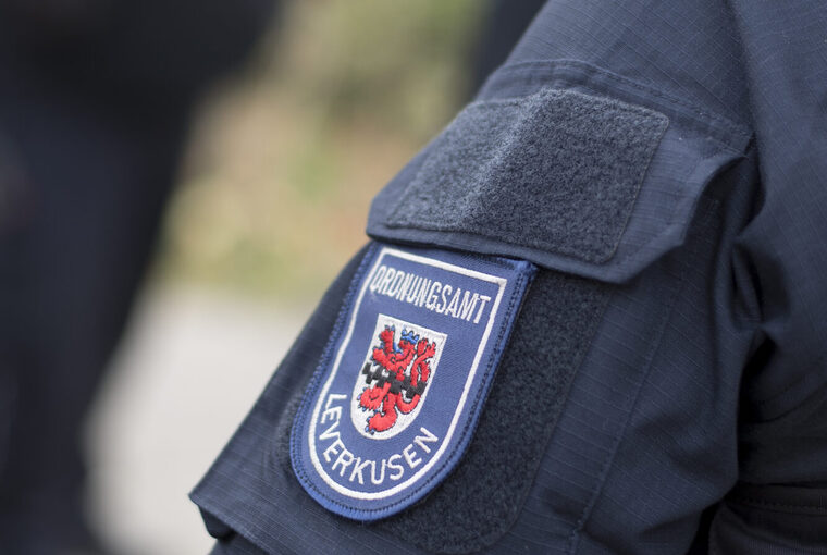 Logo des KODs Leverkusen an Uniform