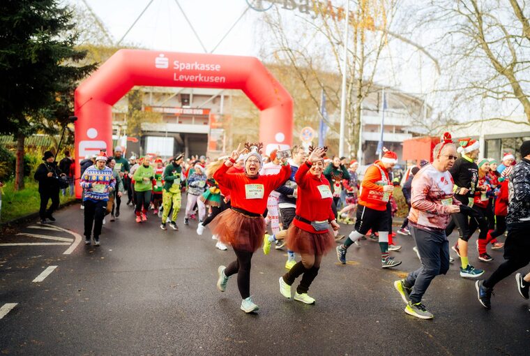 UGLY XMAS Sweater Run; Leverkusen, 15.12.2024