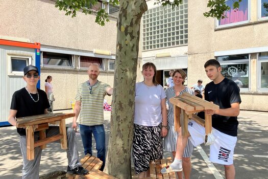 Einweihung Baumbank Schule an der Wupper