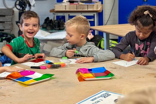 Kinder beim MINTmachTag