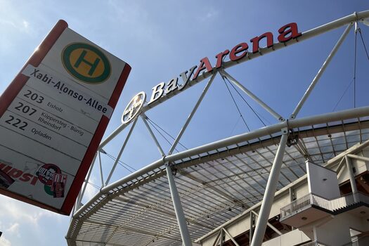 Haltestelle Xabi-Alonso-Allee BayArena