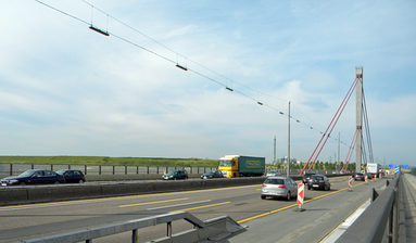 Die Leverkusener Autobahnbrücke im Sommer 2013