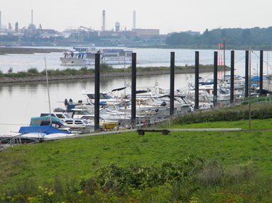 Blick auf den Hitdorfer Hafen