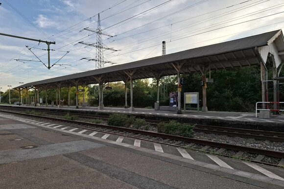 Bild eines Bahnsteigs