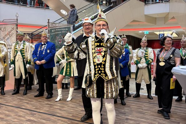 Prinz Rogério I. und Oberbürgermeister Stefan Hebel