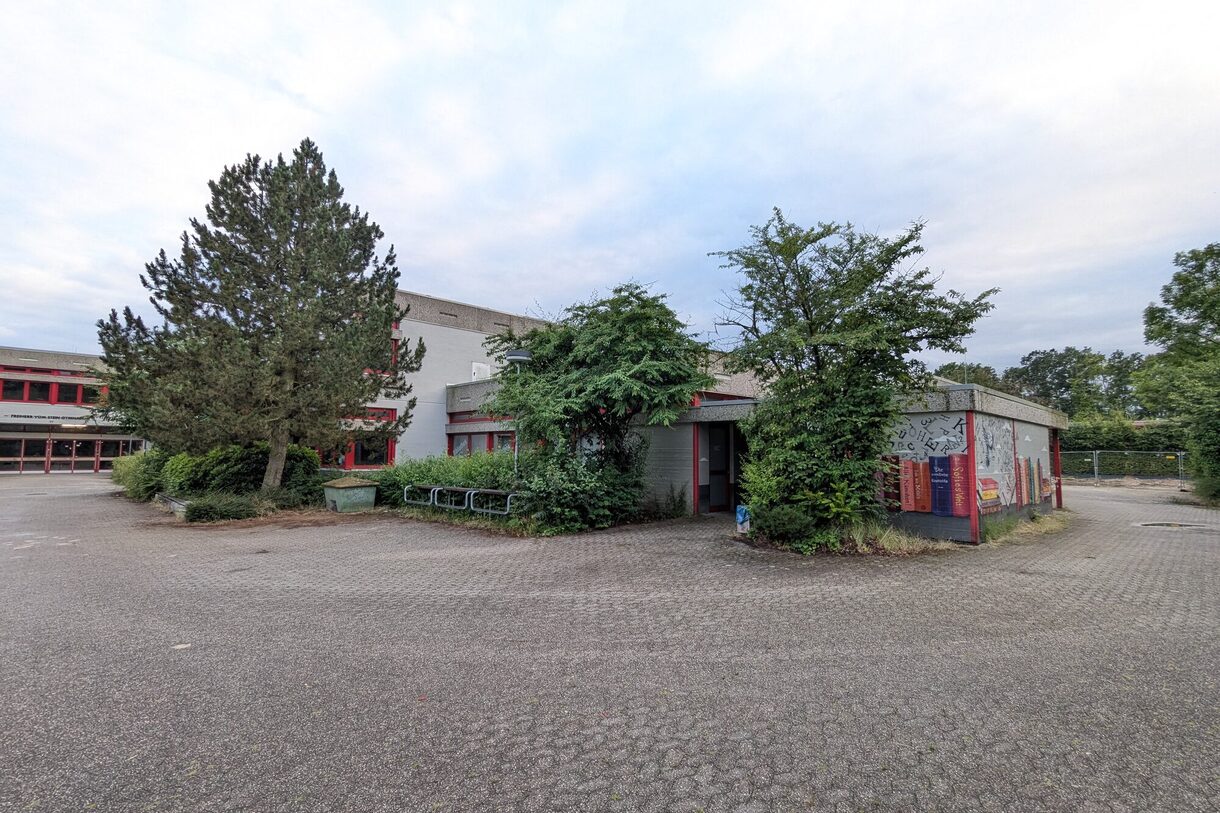 Stadtteilbibliothek Schlebusch von außen